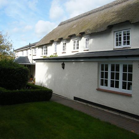 Tumbling Weir Hotel Ottery St Mary Extérieur photo