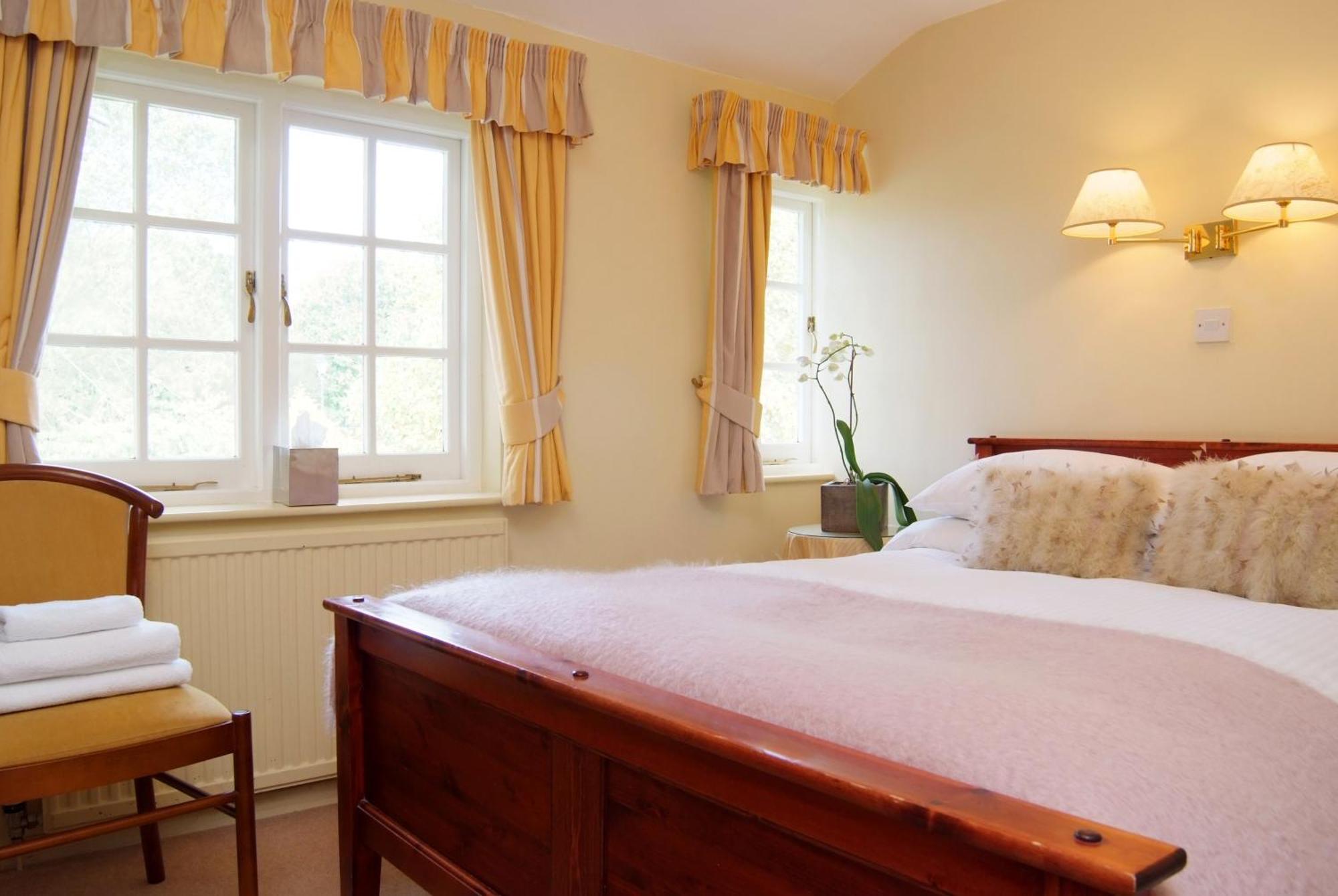 Tumbling Weir Hotel Ottery St Mary Extérieur photo