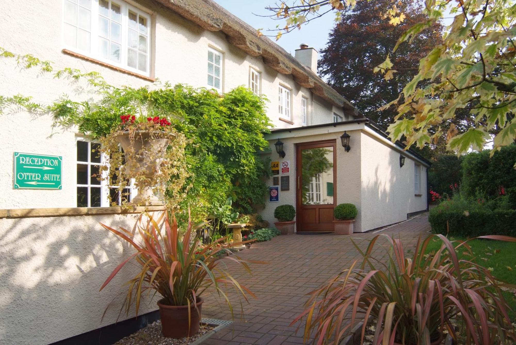 Tumbling Weir Hotel Ottery St Mary Extérieur photo