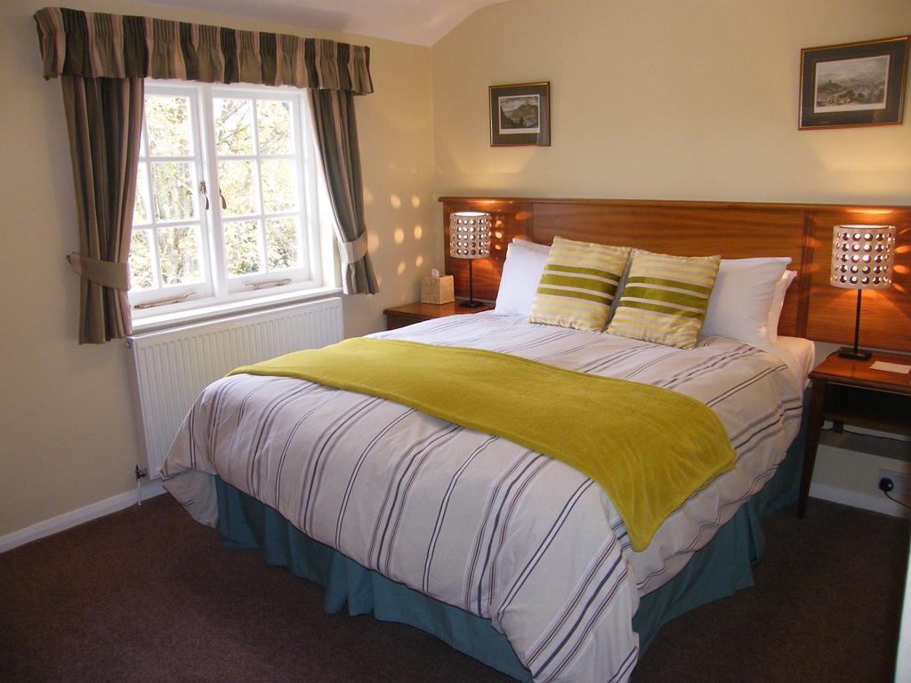 Tumbling Weir Hotel Ottery St Mary Chambre photo