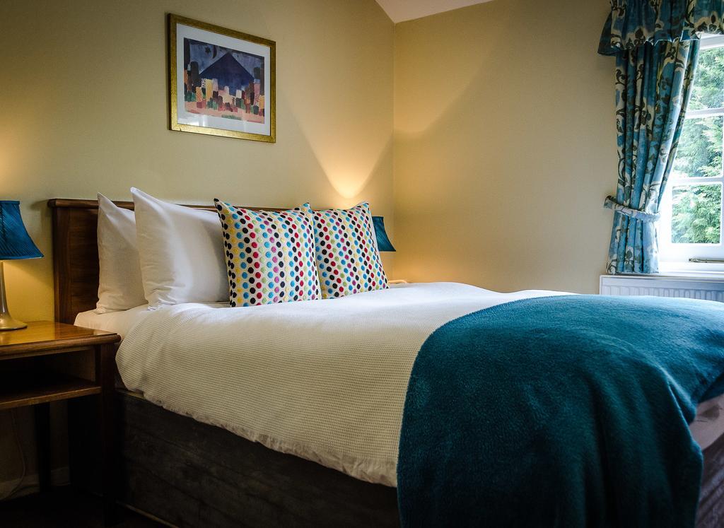 Tumbling Weir Hotel Ottery St Mary Extérieur photo
