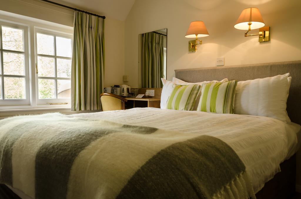 Tumbling Weir Hotel Ottery St Mary Extérieur photo