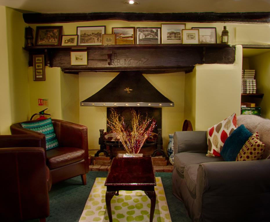 Tumbling Weir Hotel Ottery St Mary Extérieur photo