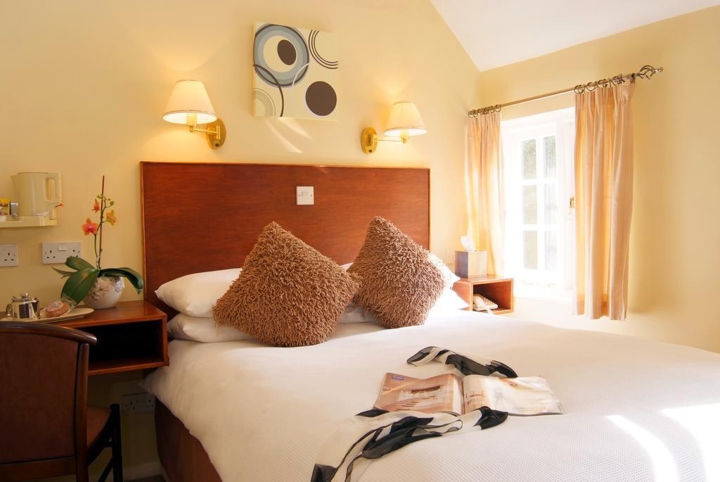 Tumbling Weir Hotel Ottery St Mary Extérieur photo